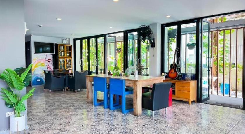 Bb House Mini Suite Hotel Bangkok Exterior foto